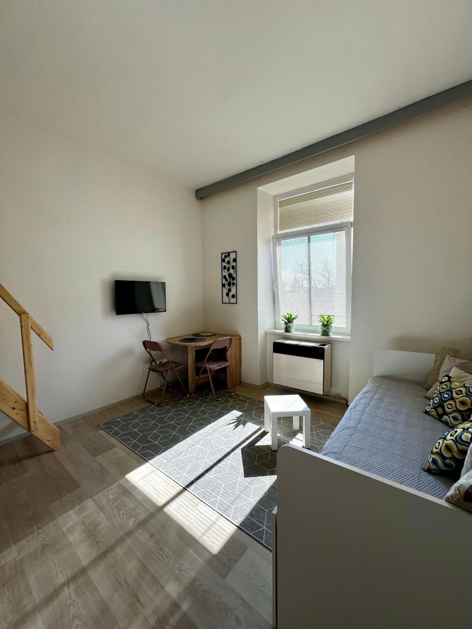 Apartman Zlata Hvezda Ceske Budejovice Buitenkant foto