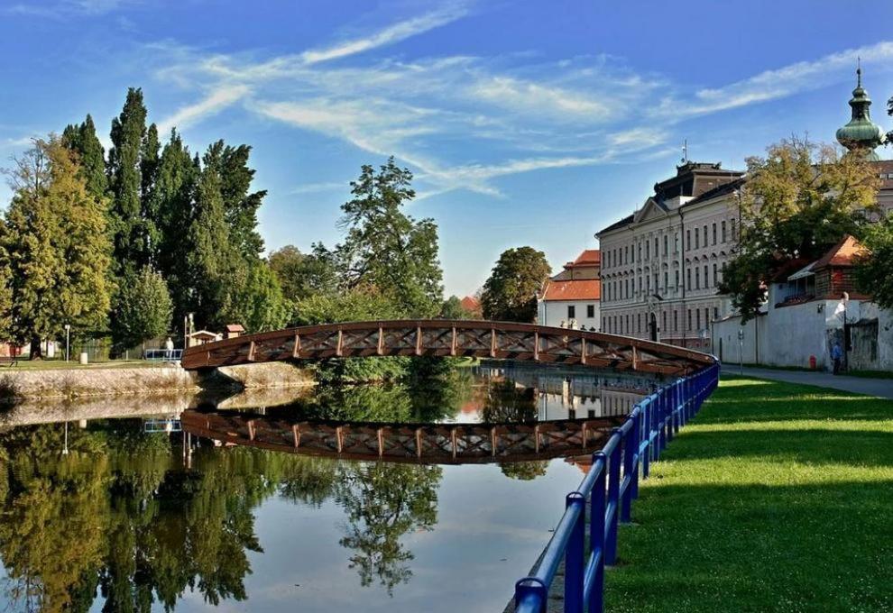 Apartman Zlata Hvezda Ceske Budejovice Buitenkant foto